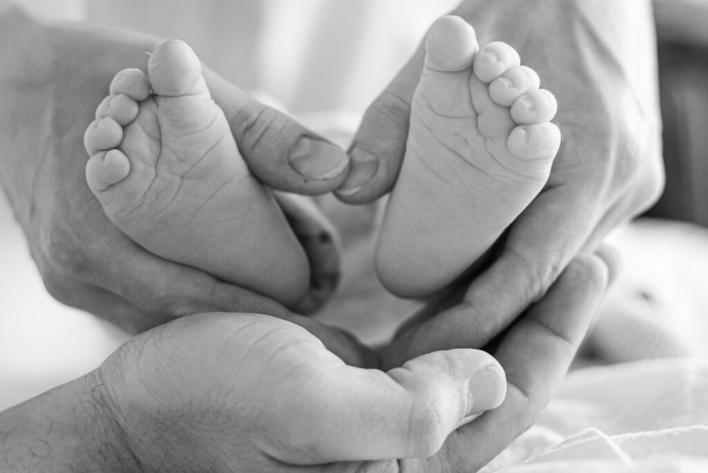 Babyfüsse Familien Fotografie Basel Zürich. Besondere Emotionen und Momente